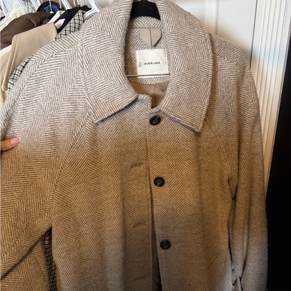 Everlane Herringbone Tan Coat - Picture 6 of 6